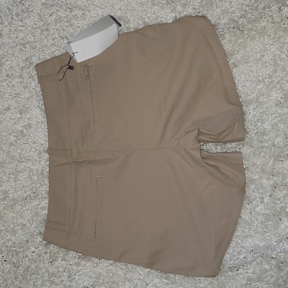 Adidas Short Size 4 - Picture 4 of 8